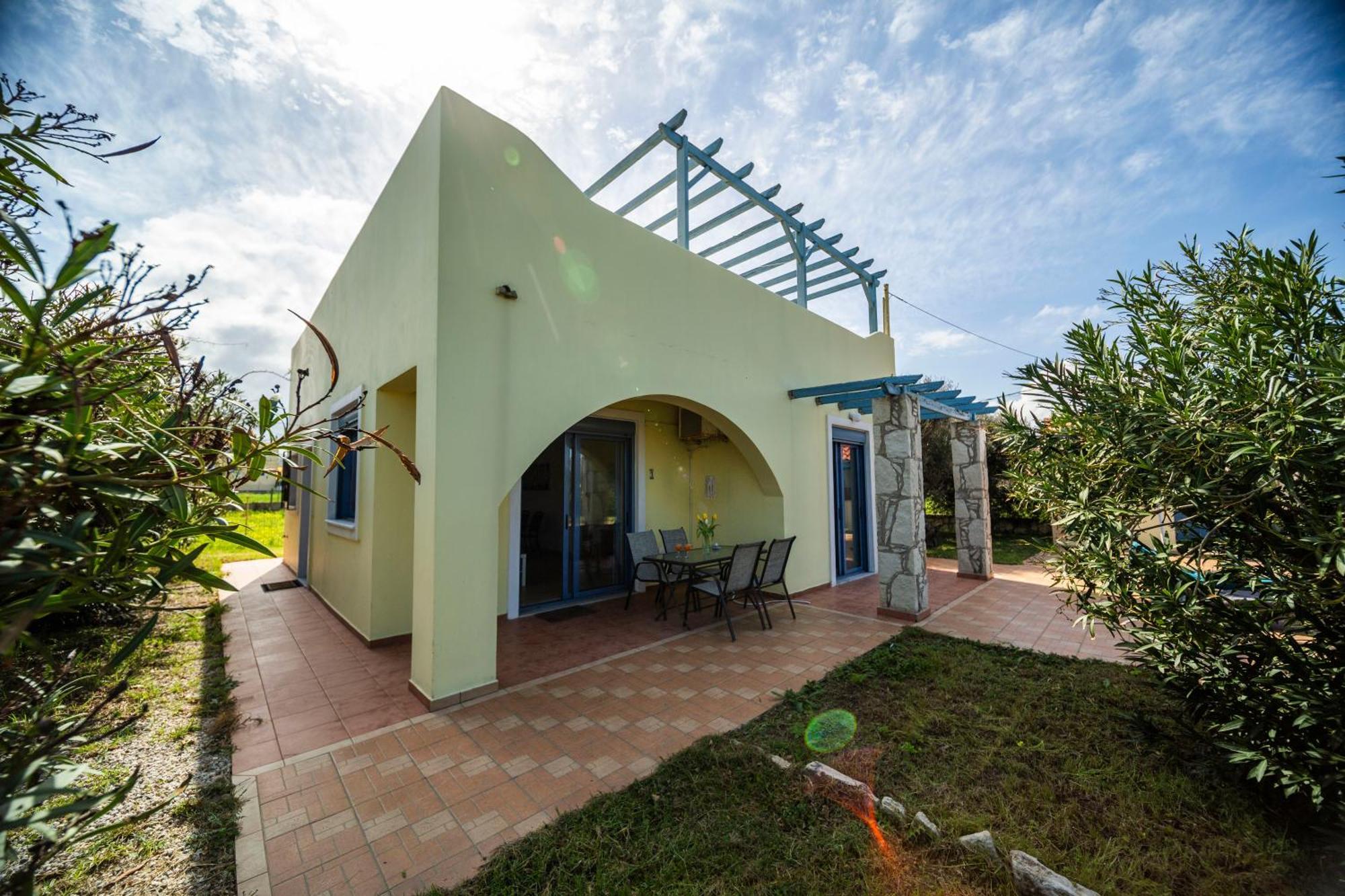 Villa Diana ตาวโรไนติส ภายนอก รูปภาพ